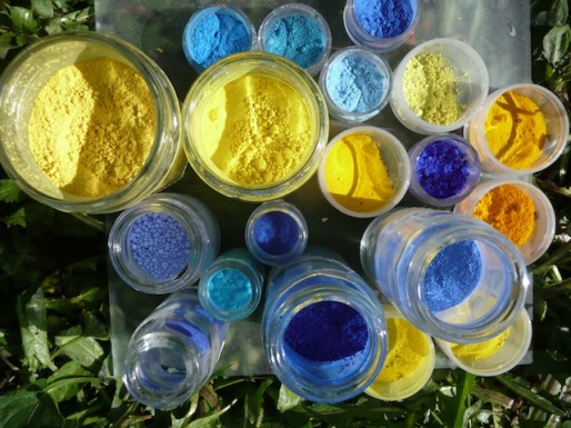 pigments bleus et jaunes